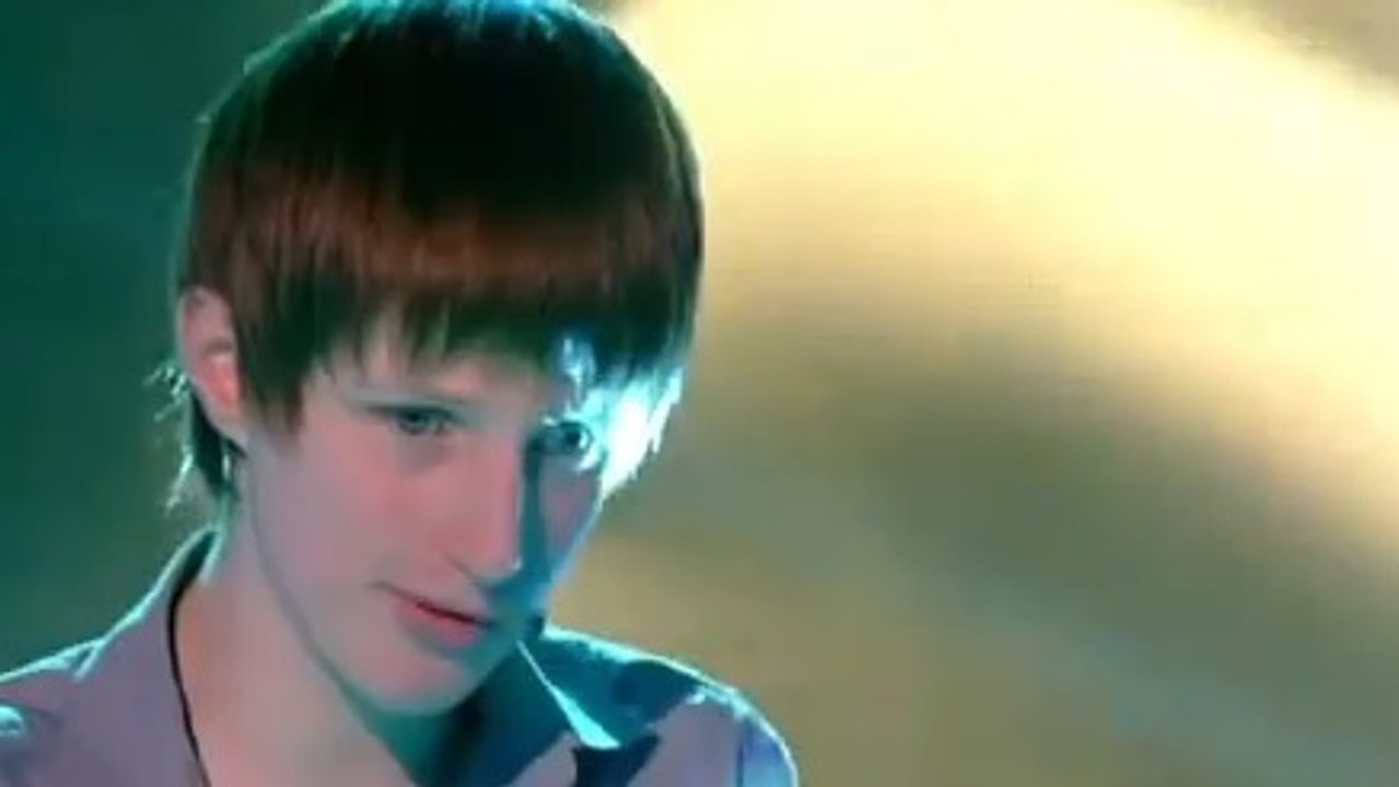 La reprise très émouvante de Formidable de Stromae par Lou Boland, un enfant atteint du syndrome de Morsier