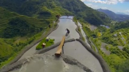 Découvrez un ride spectaculaire en wakeskate aux Philippines pour Red Bull