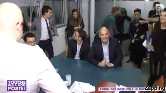 Touche pas à mon poste : La troupe de Robin des Bois pille le bureau du grand patron de Canal +