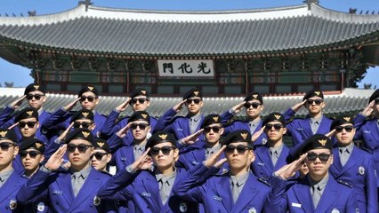 Corée du Sud : Une police façon Gangnam Style pour aider les touristes