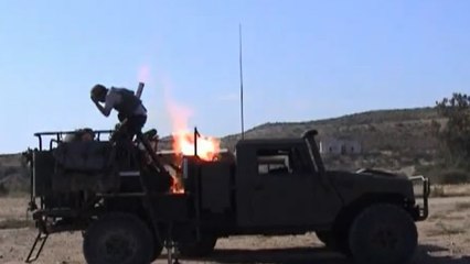 Après un tir raté, un obus retombe dans le camion des militaires