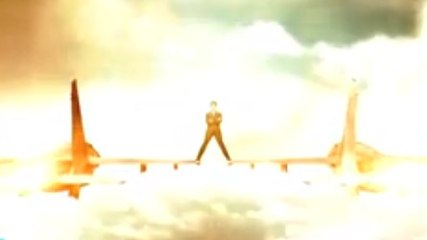 Le Before du Grand Journal : Thomas Thouroude parodie Jean-Claude Van Damme