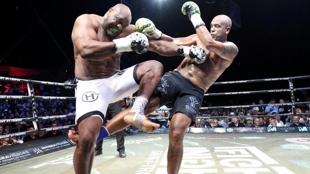 Bob Sapp se ridiculise lors d'un combat en France