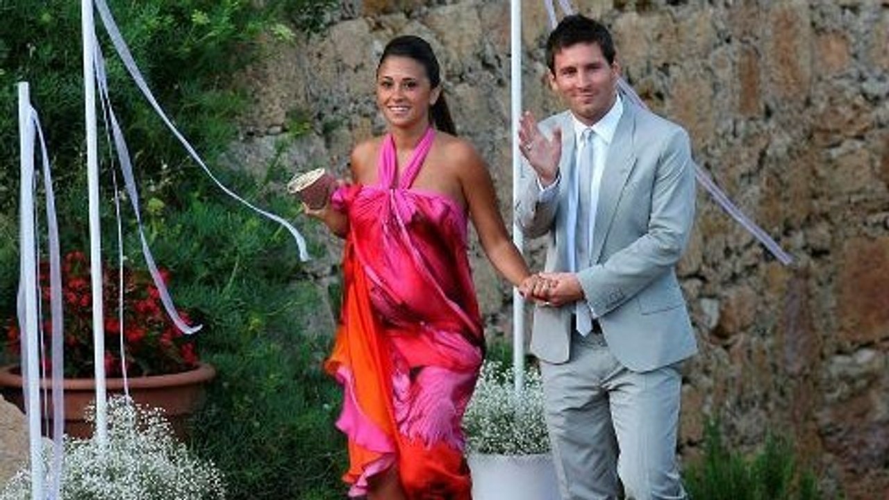 Messi et sa femme ont demandé un seul cadeau très particulier aux invités pour leur mariage !