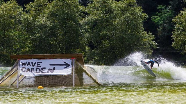 Wave Garden, la technologie qui vous permet de surfer loin de l'océan