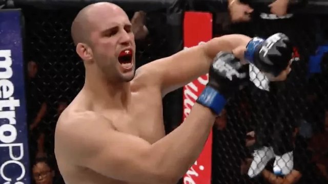 Volkan Oezdemir prévoit de mettre KO Daniel Cormier en moins de 2 min
