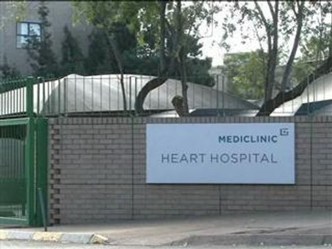 Mandela jalani pembedahan