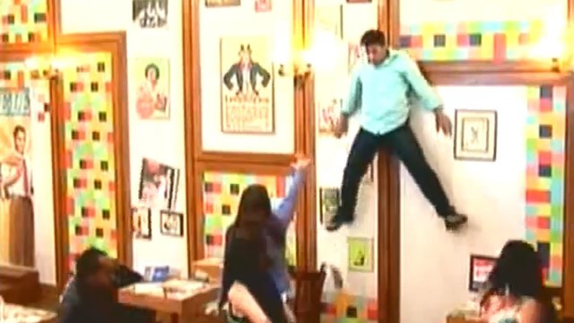Au Brésil, une femme aux pouvoirs de télékinésie effraie les clients d'un café