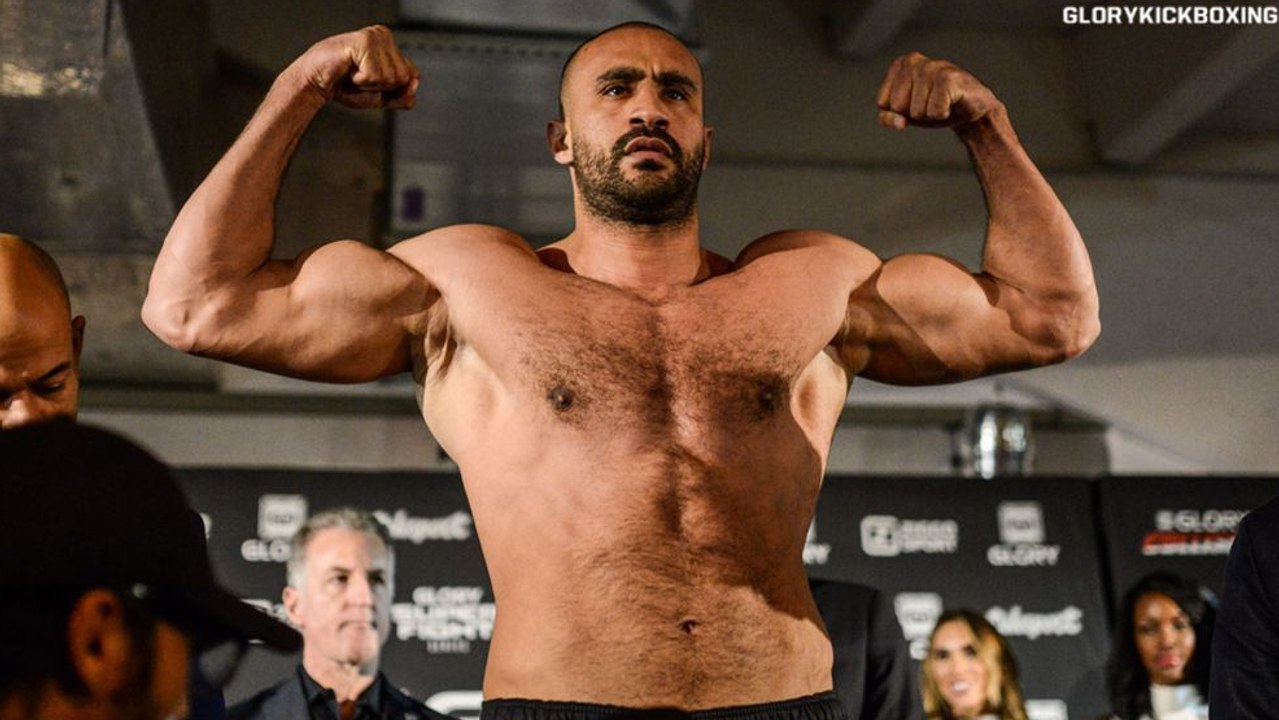 Badr Hari resigne avec Glory et recombattra en...