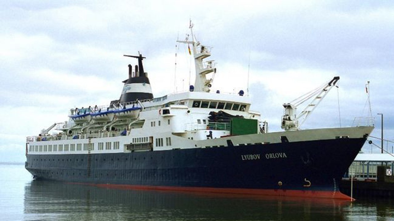 L'incroyable histoire du Lyubov Orlova, un bateau infesté de rats cannibales à la dérive depuis un an