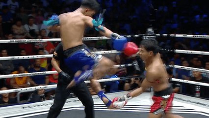 Un flying headkick parfait pour un KO monstrueux en Muay Thaï