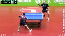 Découvrez le match de ping pong le plus drôle du monde entre Chuang Chih-Yuan et Jean-Michel Saive