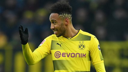 Comment ce fan a permis à 32 000 personnes de suivre l'arrivée d'Aubam à Arsenal en direct !