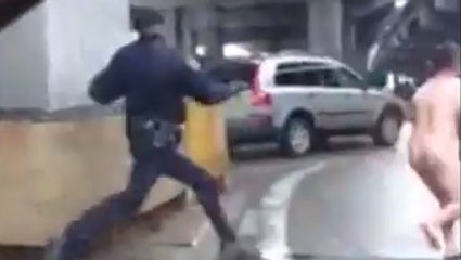 La police utilise un taser pour arrêter un homme qui court nu à Pittsburgh