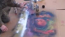 Il réalise des oeuvres à la bombe de peinture  incroyables à une vitesse hallucinante