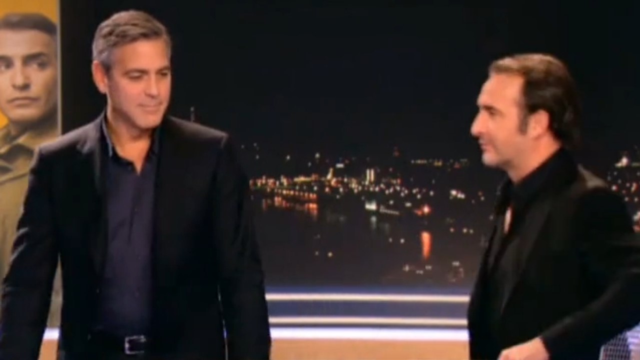 Georges Clooney et Jean Dujardin font les pitres avant leur interview sur TF1
