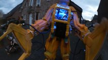 Pour un carnaval, un père construit une réplique du Power Loader d'Aliens pour sa fille