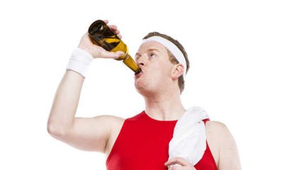 Pourquoi boire une bière après l'entraînement n'est pas forcément bénéfique