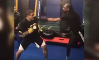 Boxe : Le rappeur Snoop Dogg se met au sport !