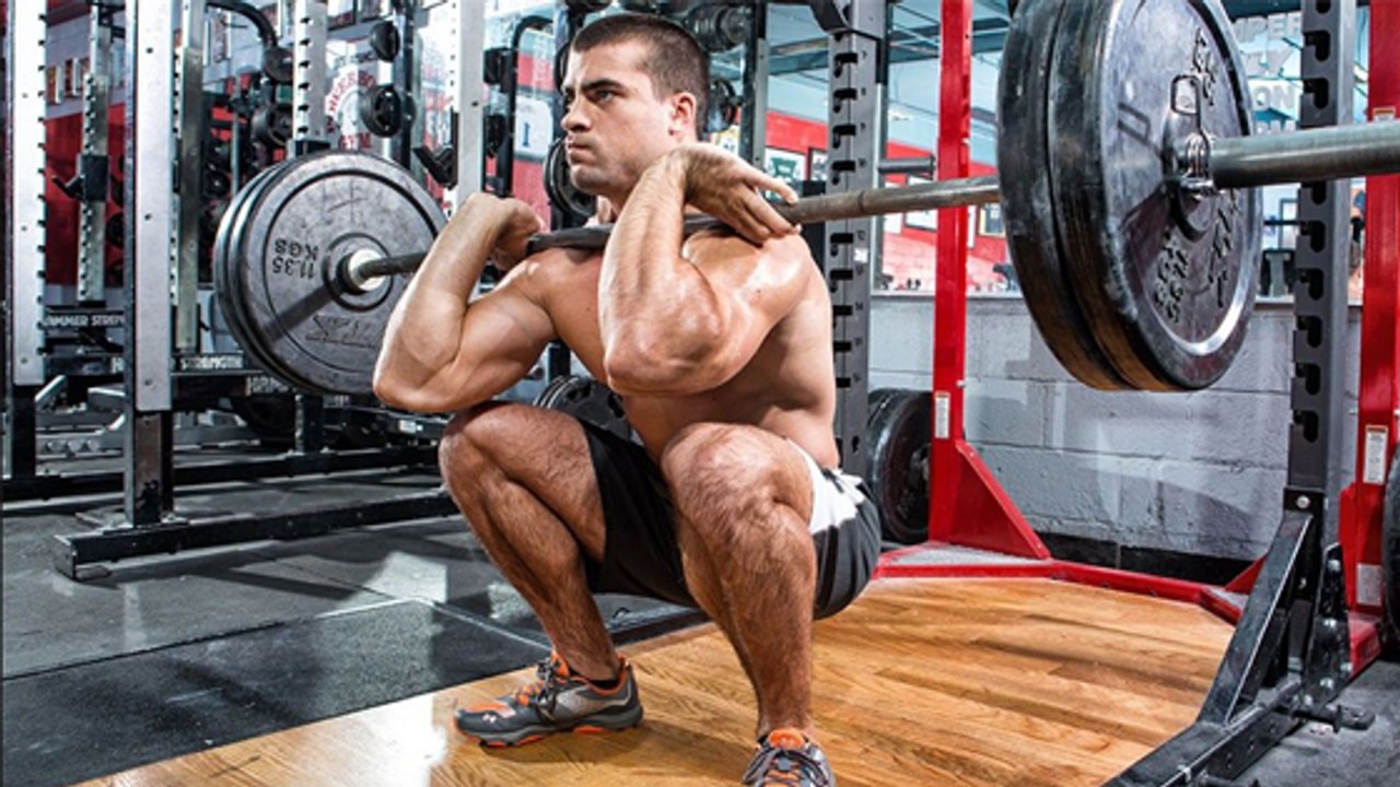 Squat : Comment s'entraîner pour descendre plus bas