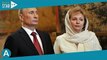 [AS]  Vladimir Poutine divorcé : son ex-femme Lioumila Ocheretny vit sa meilleure vie avec un homme