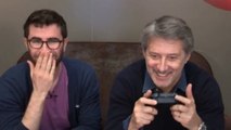 Cyprien initie Antoine de Caunes aux jeux vidéo dans Le Grand Journal