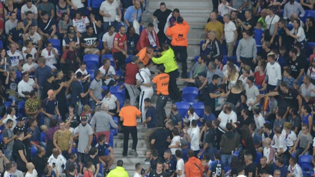 OL - OM : un tract abject distribué par les Bad Gones, des marseillais chassés au Parc OL...