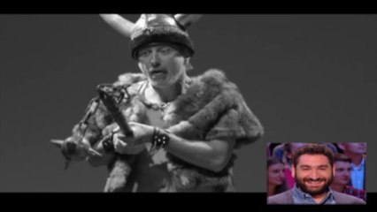 Le Grand Journal: Antoine de Caunes et Mouloud Achour parodient le clip d'Iron de Woodkid