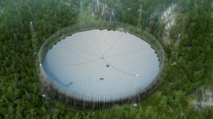 FAST : le plus grand radiotélescope du monde en Chine !