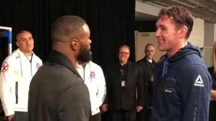 UFC 228 : Tyron Woodley et sa mère réconforte Darren Till en coulisses de l'UFC 228