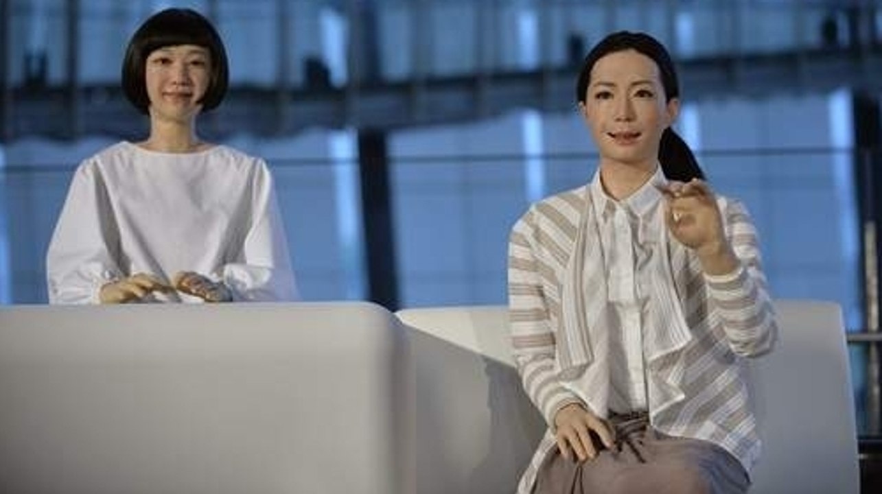 Japon : Kodomoroid et Otonaroid, deux robots féminins pour présenter les informations