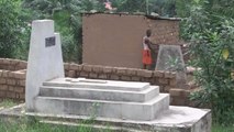 Congo : les cimetières envahis par des sans-abri, qui vivent au milieu des tombes