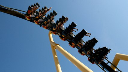 Montez dans l'une des montagnes russes les plus impressionnantes du monde !