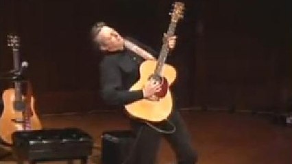 Ce grand guitariste reprend le tube international ''Guitar Boogie''