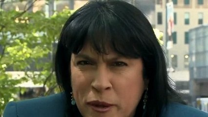 Cette femme est celle qui parle le plus vite au monde