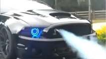 Tuning : la Shelby Mustang Cobra qui fait de la fumée