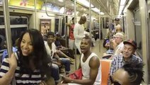 Dans le métro new yorkais, ces chanteurs ont mis une ambiance étonnante !