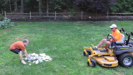 Un père de famille détruit tous les jeux vidéos de son fils pour lui donner une leçon