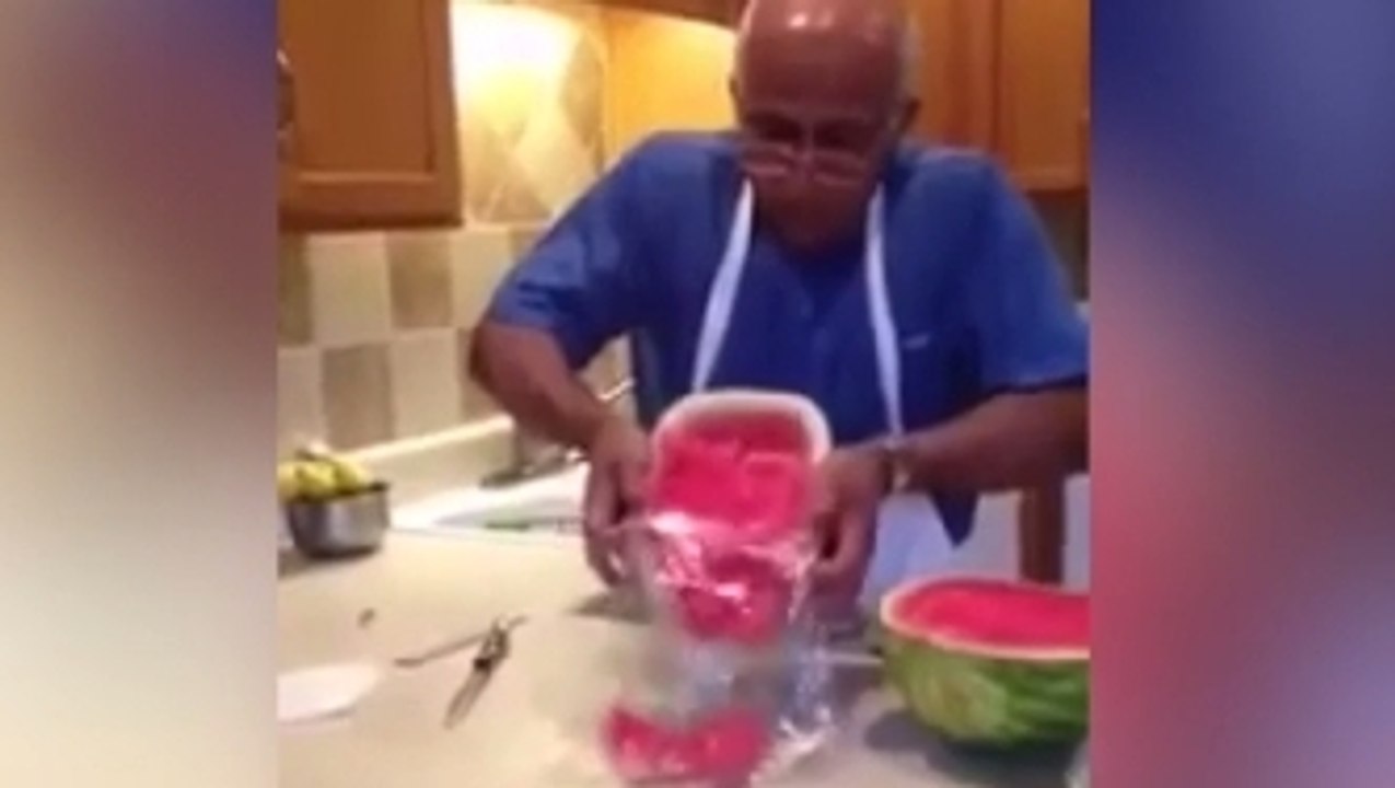 Découvrez comment couper une pastèque en quelques secondes !