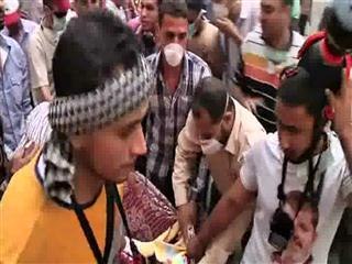 Hundreds dead after Egypt police storm protests