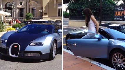 Deux jolies filles roulent en Bugatti Veyron à Monaco