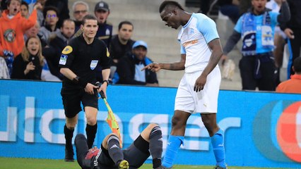 Mario Balotelli démonte les arbitres français à la mi-temps de OM - OL