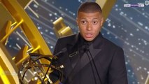 Kylian Mbappé : l'attaquant du PSG a-t-il annoncé son départ lors des trophées UNFP ? (VIDEO)