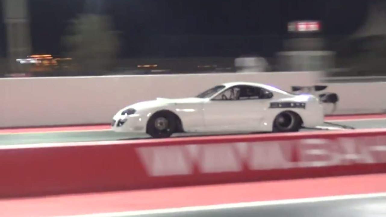 387 km/h en 6 secondes, cette voiture bat les records de vitesse