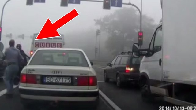 Il ne faut jamais sortir de sa voiture remorquée