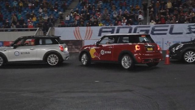 Ce Chinois bat le record du monde de créneau au dérapage