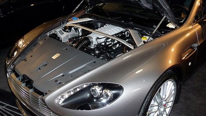 Le son hallucinant de l'Aston Martin V8 Vantage