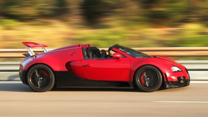 Cette Bugatti Veyron dépasse les 400 km/h sur circuit