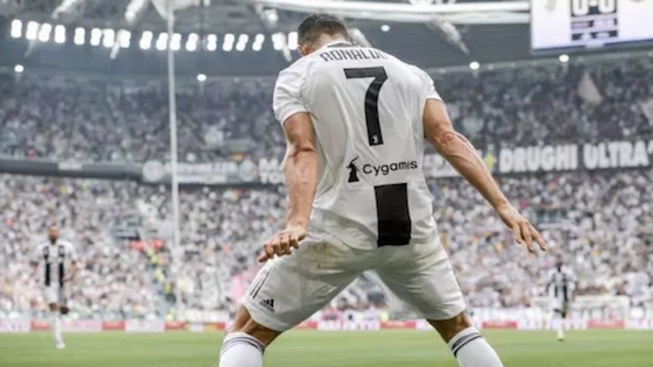 Cristiano Ronaldo explique d'où vient sa célébration mythique !
