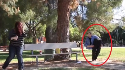 Ces gens ont fait la rencontre d'un homme coupé en deux